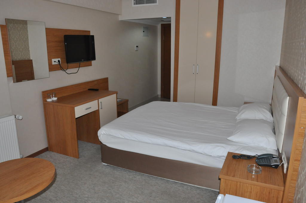Ilksan Deha Hotel Ankara Exterior foto